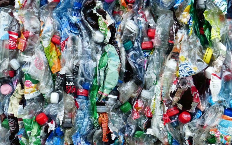 Jak je to s recyklací (nejen) PET lahví